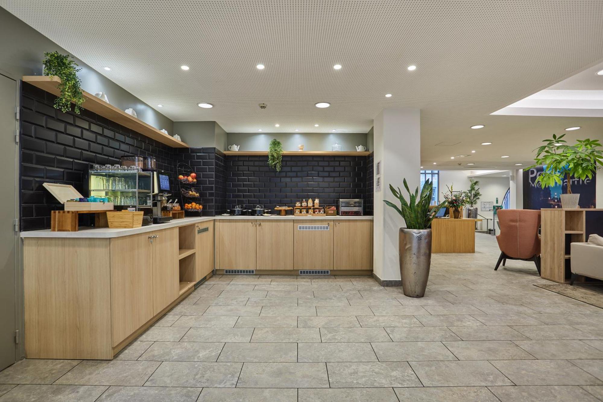 Appart Hotel Odalys City Paris Montmartre Exterior photo